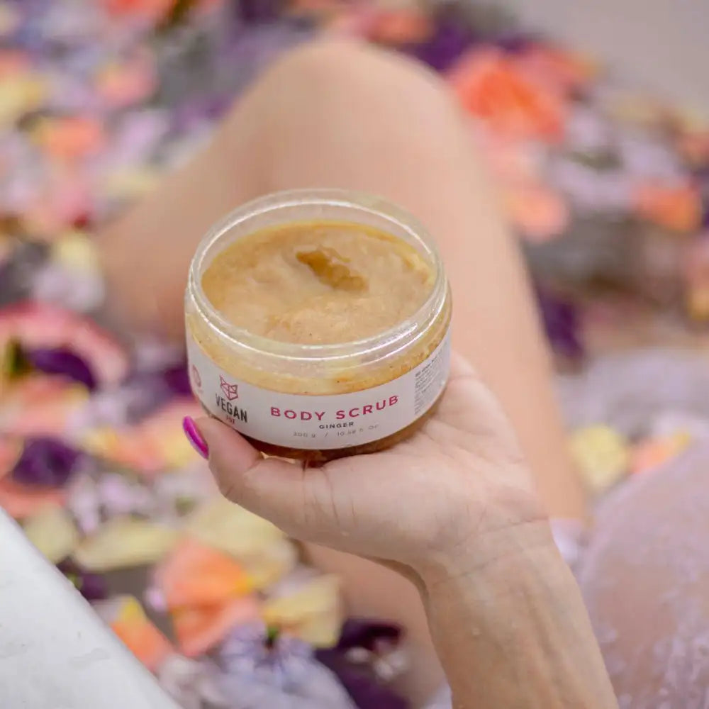 Ingwer Körperpeeling Body Scrubs mit Salz trägt zu einer gesünderen Haut bei